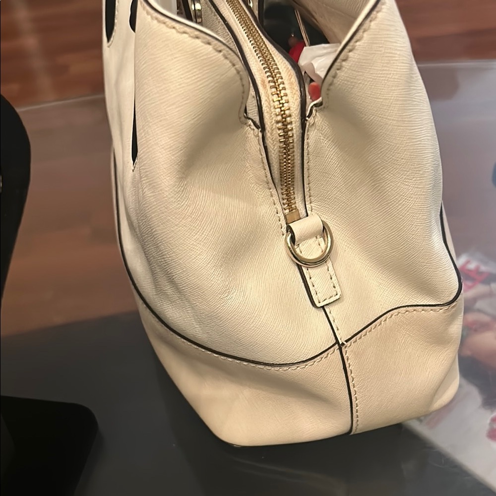 kate spade Cream and Black Tote Bag! Own that boss look babe!! - Picture 3 of 5